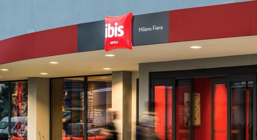 Hotel Ibis Milano Fiera Lainate Exterior foto