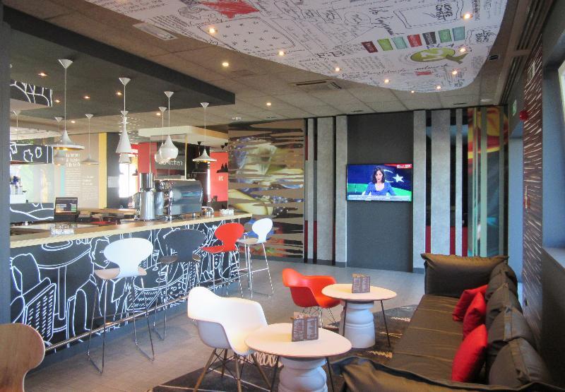 Hotel Ibis Milano Fiera Lainate Exterior foto