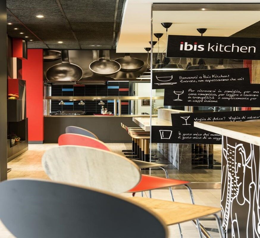 Hotel Ibis Milano Fiera Lainate Exterior foto